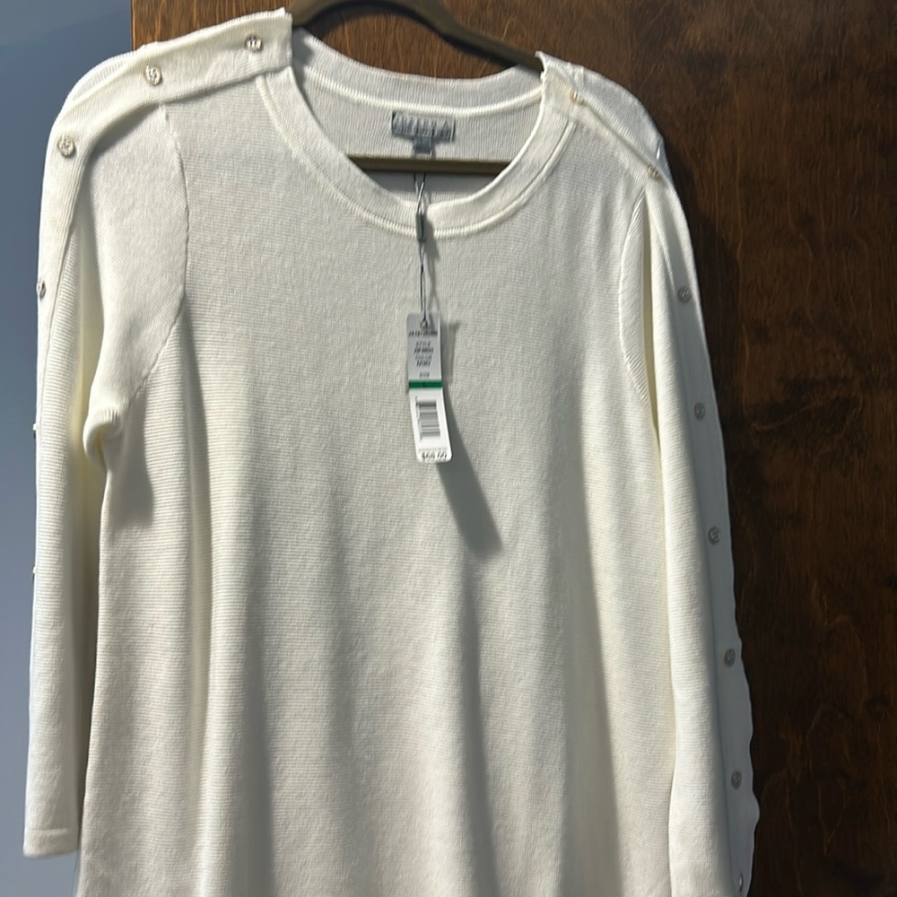 Women’s  Crew Neck sweater